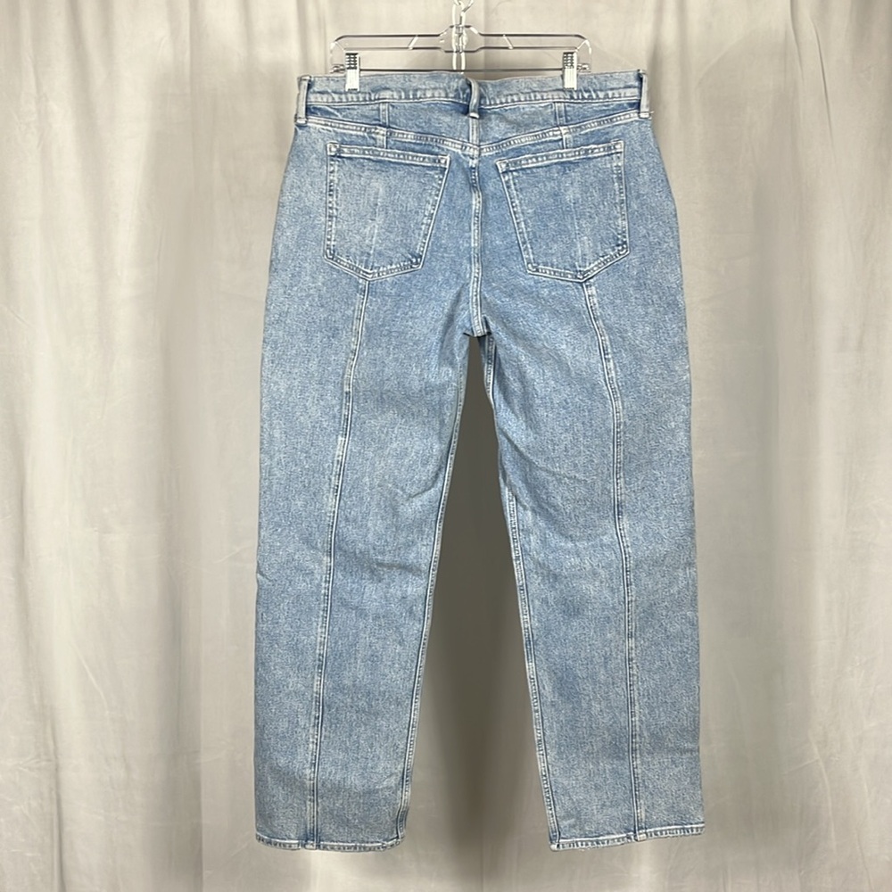Abercrombie and Fitch Cargo Carpenter Jeans. - Picture 6 of 11